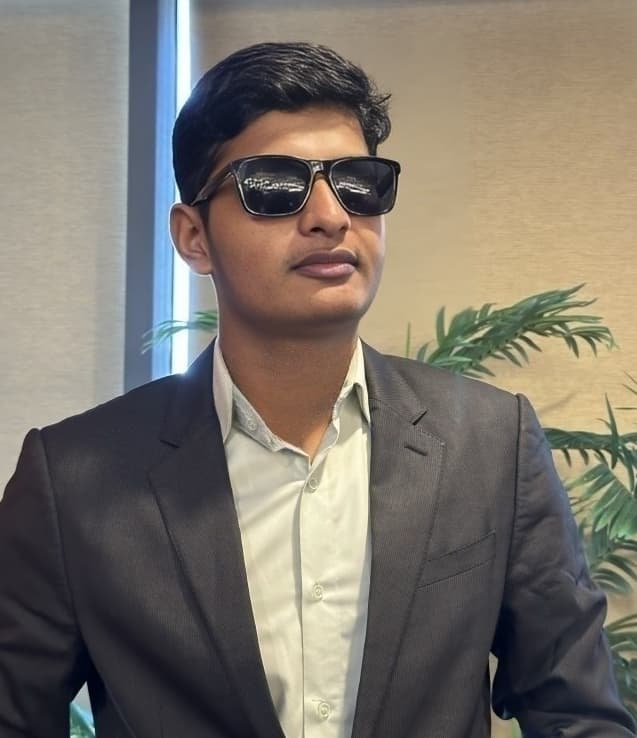 Meet Nakrani